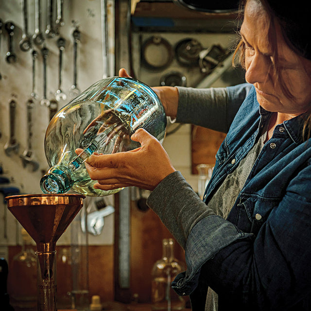 Distilling Styles New to distilling? Get up to speed on distilling basics with this hand ...